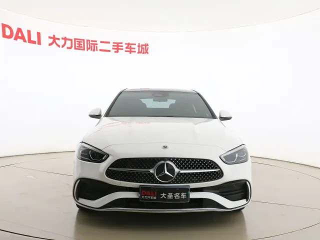 Mercedes-Benz C-Class — Фото автомобиля 2