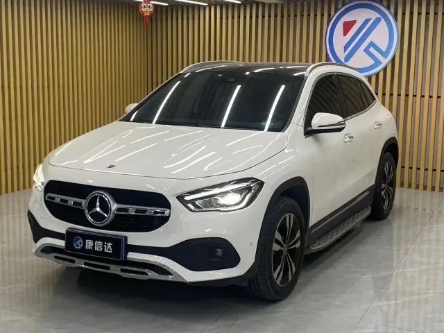 Фотография автомобиля — Mercedes-Benz GLA-Class