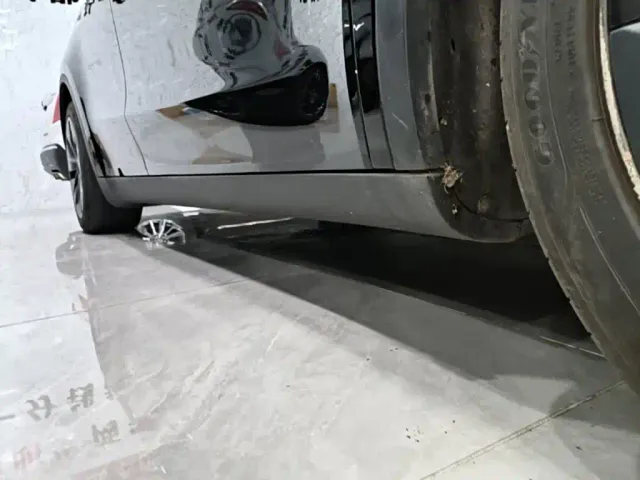 Tesla Model Y — Фото автомобиля 20