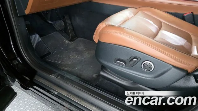 Genesis GV70 — Фото автомобиля 20