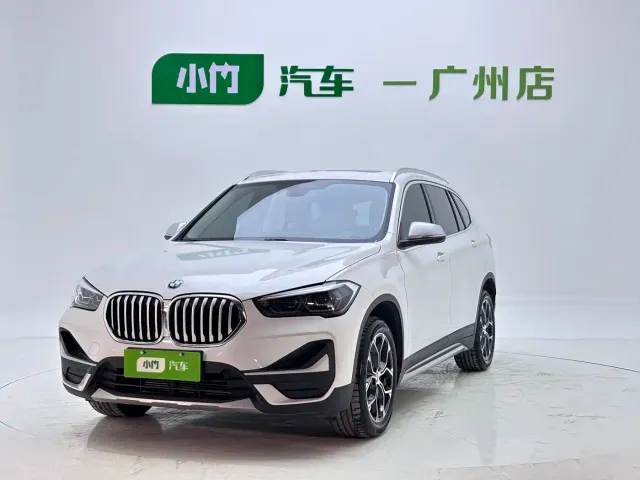 Фотография автомобиля — BMW X1