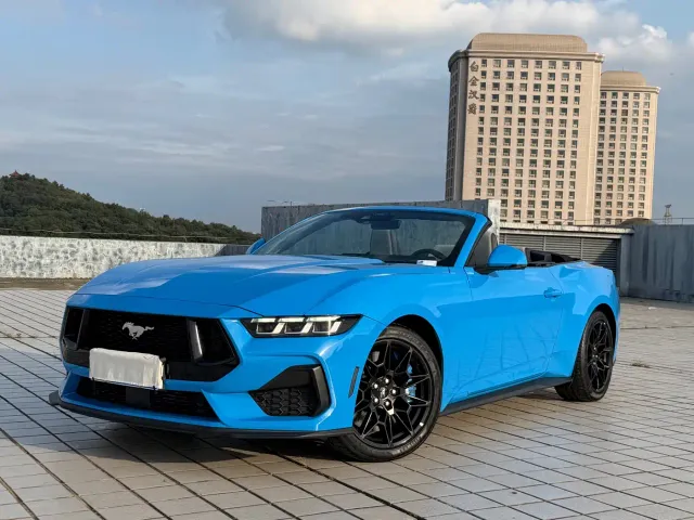 Фотография автомобиля — Ford Mustang