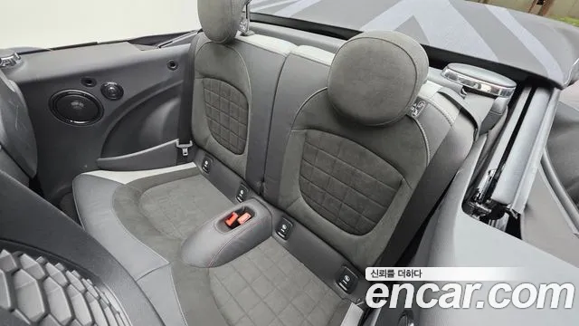 MINI Cooper Convertible — Фото автомобиля 18
