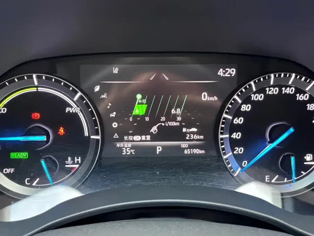 Toyota Highlander — Фото автомобиля 21