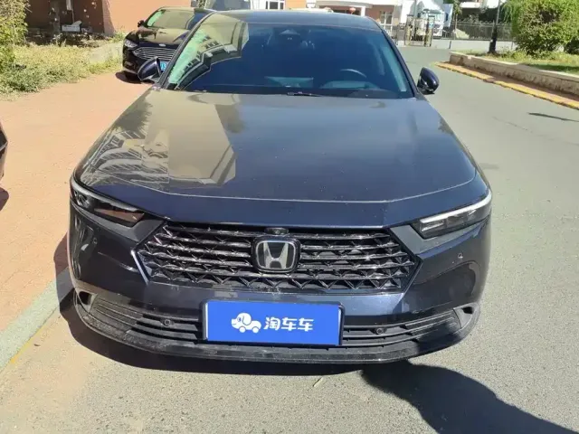 Honda Accord — Фото автомобиля 2