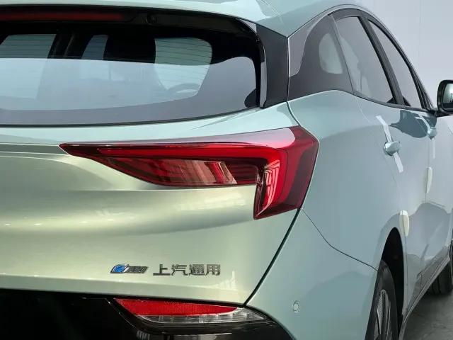 Buick Velite 6 — Фото автомобиля 24