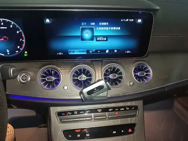 Mercedes-Benz Mercedes-Benz E-Class 2022 Second Facelift E 300 L Premium — Фото автомобиля 12