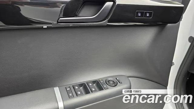 Hyundai Grandeur GN7 — Фото автомобиля 18