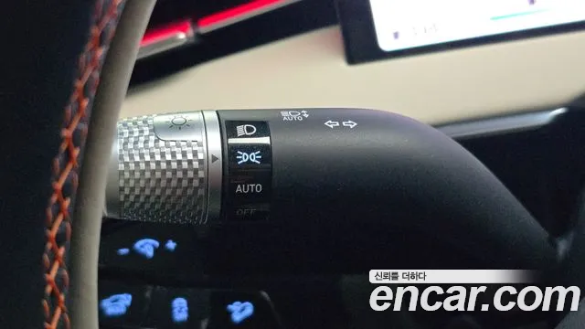 Genesis GV70 2.5T Бензин AWD — Фото автомобиля 17