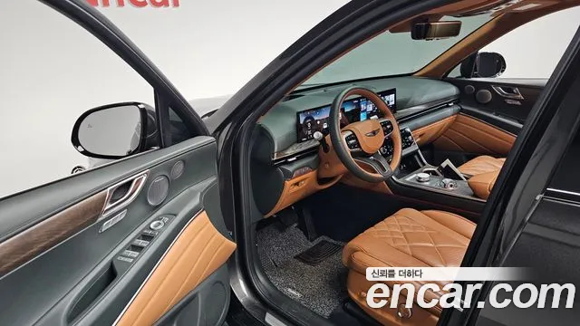 Genesis GV80 — Фото автомобиля 15