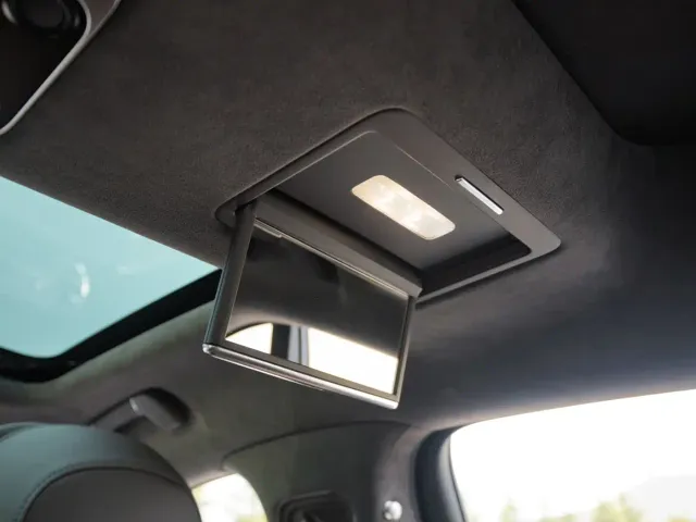 Bentley Flying Spur — Фото автомобиля 13