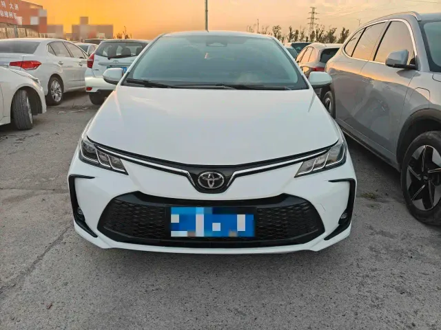 Toyota Corolla — Фото автомобиля 2