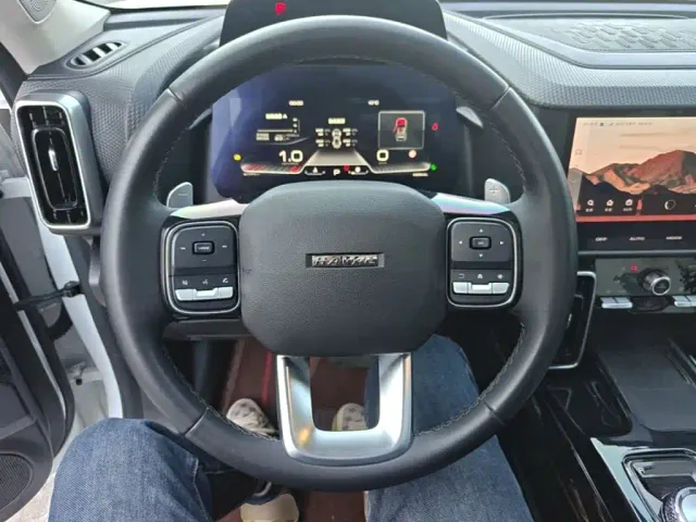 Haval Big Dog — Фото автомобиля 10