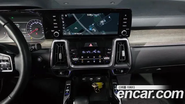 Kia Sorento Sorento 4-е поколение Дизель 2.2 4WD — Фото автомобиля 12