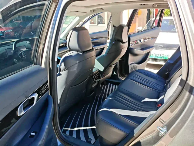 Geely Galaxy E5 — Фото автомобиля 7