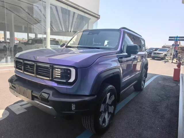 Фотография автомобиля — BAIC BJ40