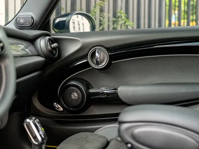 MINI John Cooper Works — Фото автомобиля 6
