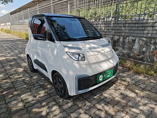 Wuling NanoEV — Фото автомобиля 3