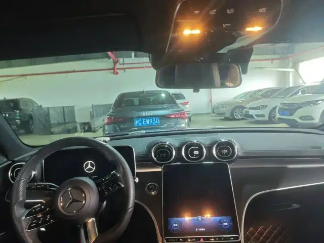 Mercedes-Benz C-Class — Фото автомобиля 9