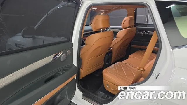 Genesis GV80 — Фото автомобиля 11