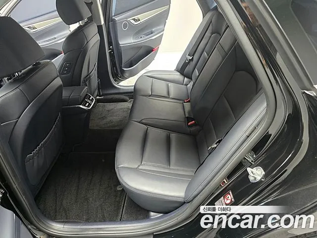 Hyundai Grandeur Новый Grandeur IG — Фото автомобиля 17