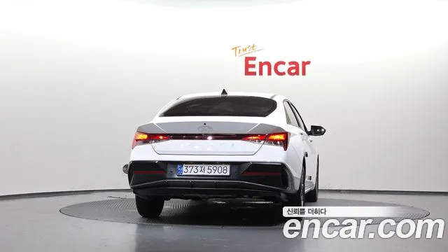 Hyundai AVANTE Новый Avante (CN7) — Фото автомобиля 4