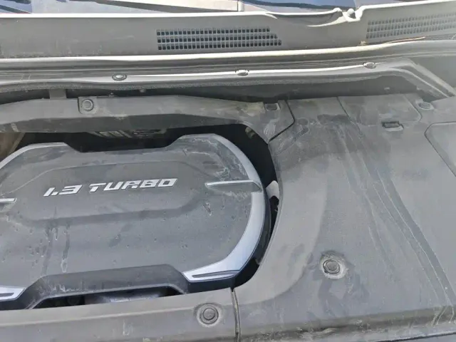 Maxus EUNIQ 5 — Фото автомобиля 18