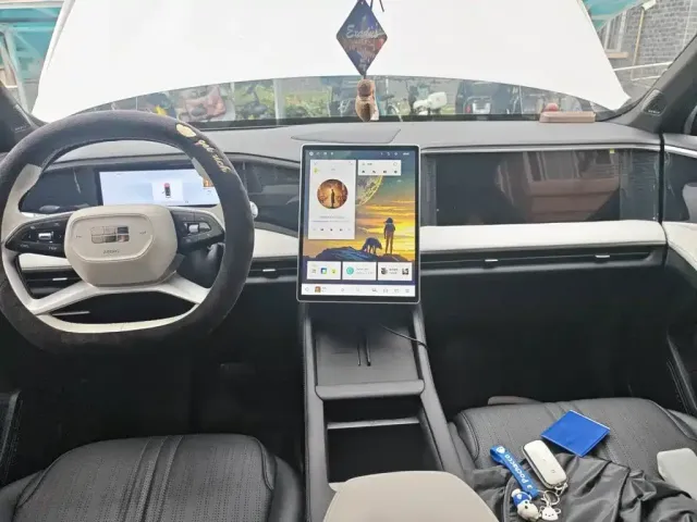 Geely Galaxy Galaxy L7 2023 1.5T 115km MAX — Фото автомобиля 12