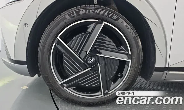 Hyundai Ioniq 5 — Фото автомобиля 5