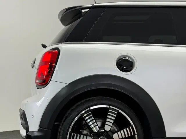 MINI Hatch — Фото автомобиля 14