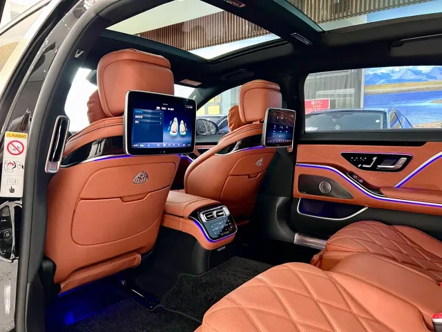 Mercedes-Benz Maybach S-Class — Фото автомобиля 19