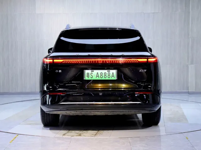 Xpeng G9 — Фото автомобиля 6