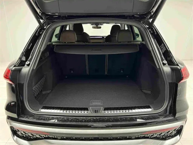 Audi Q5L — Фото автомобиля 6