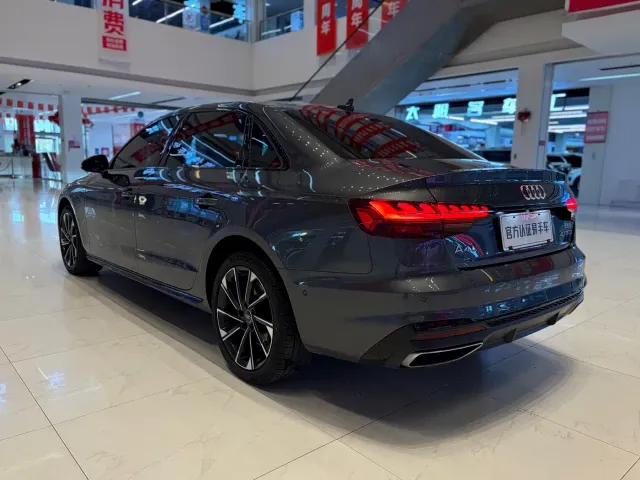 Audi A4L — Фото автомобиля 4