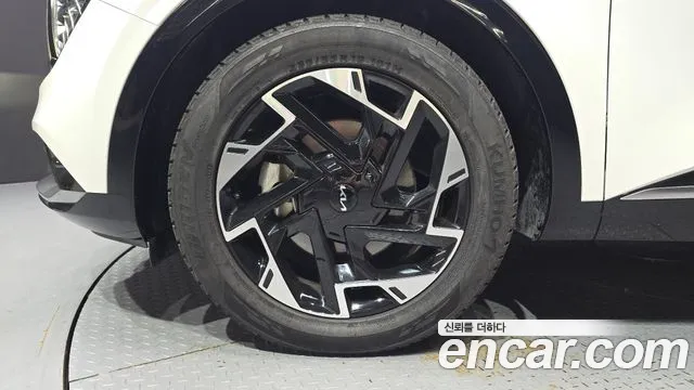 Kia Sportage Sportage 5-е поколение Дизель 2.0 2WD — Фото автомобиля 4