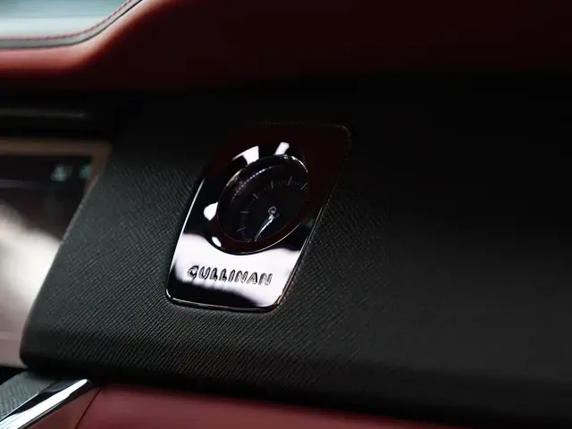 Rolls-Royce Cullinan — Фото автомобиля 21