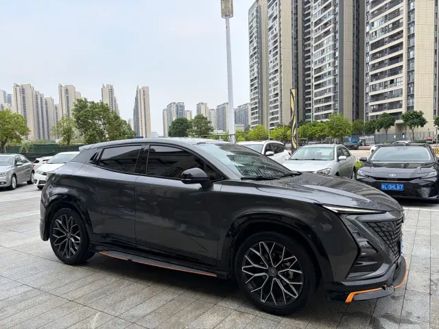 Changan UNI-T — Фото автомобиля 10