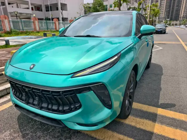 Фотография автомобиля — Forthing T5 Evo