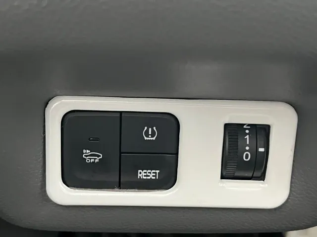 Changan Lumin — Фото автомобиля 11