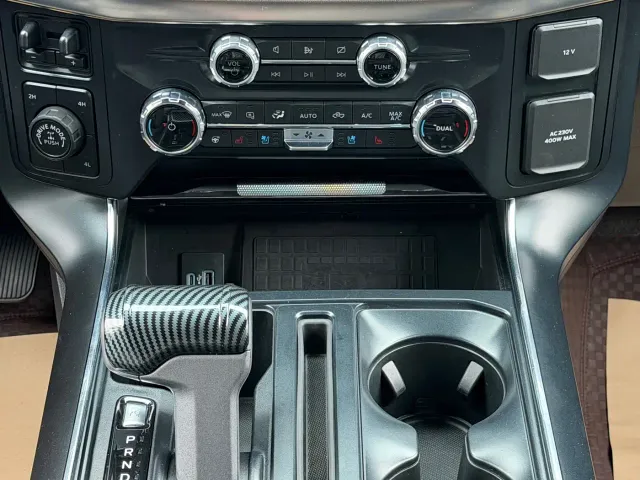 Ford F-150 Raptor — Фото автомобиля 16