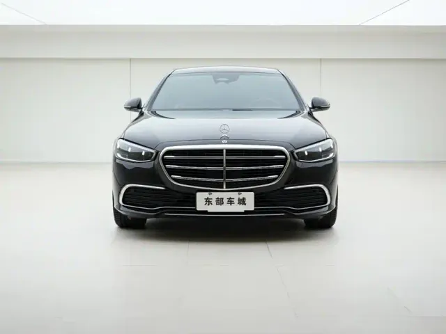 Mercedes-Benz S-Class — Фото автомобиля 2