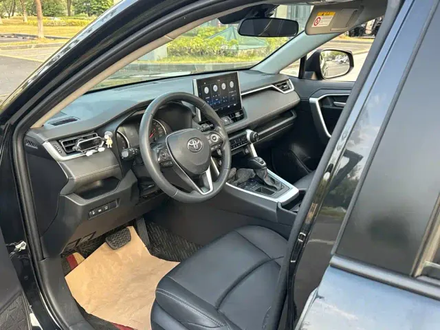 Toyota Wildlander — Фото автомобиля 5