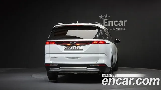 Kia Carnival 4th Gen — Фото автомобиля 4