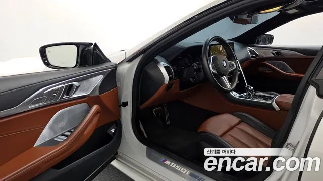 BMW 8-Series — Фото автомобиля 10