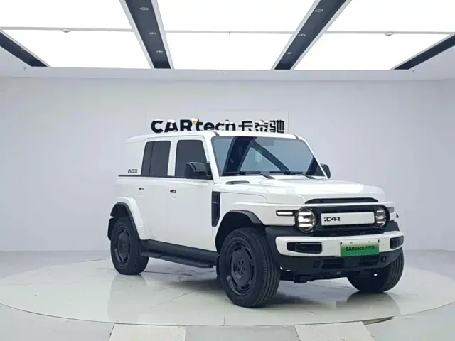 iCAR V23 — Фото автомобиля 7
