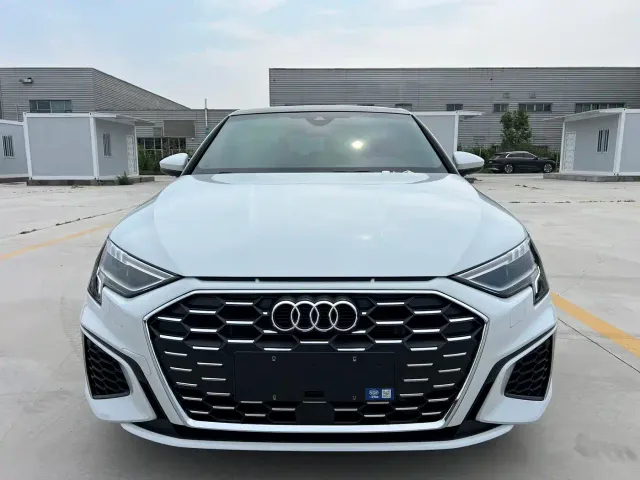 Audi A3 — Фото автомобиля 2