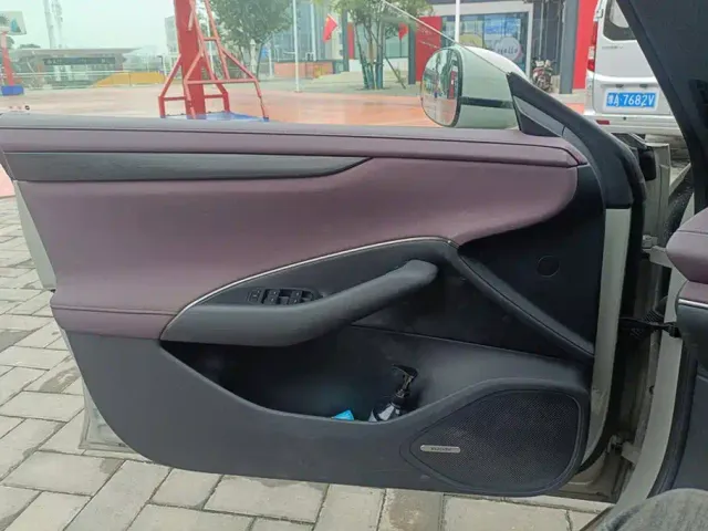 Xiaomi SU7 — Фото автомобиля 7