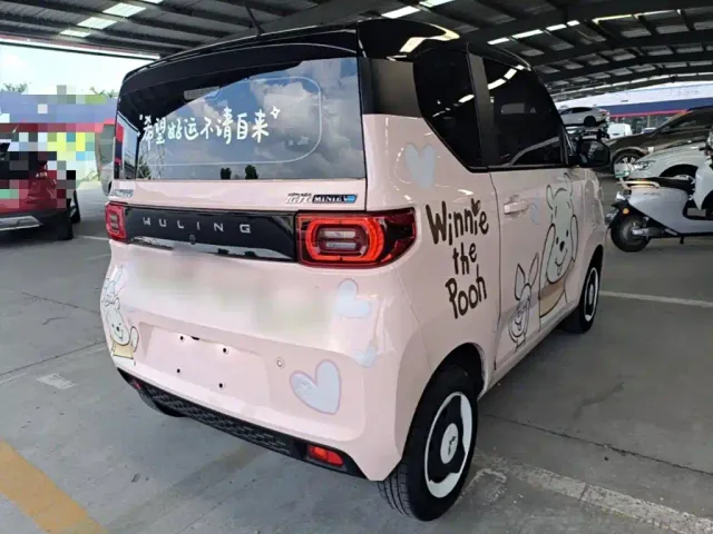 Wuling Hongguang Mini EV — Фото автомобиля 6