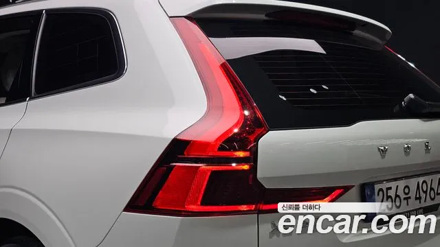 Volvo XC60 Generation 2 — Фото автомобиля 23