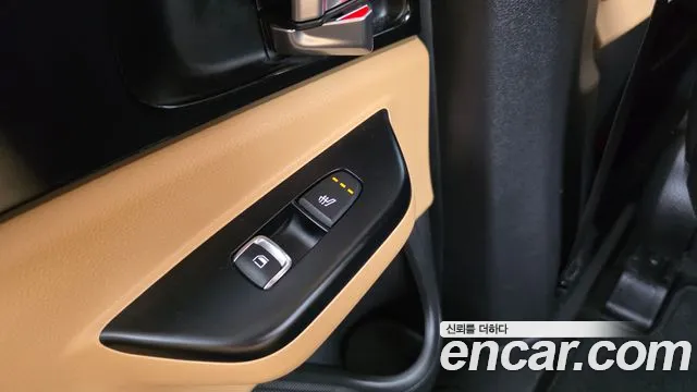 Kia Canival Carnival 4 поколение Бензин 9 мест Prestige — Фото автомобиля 18
